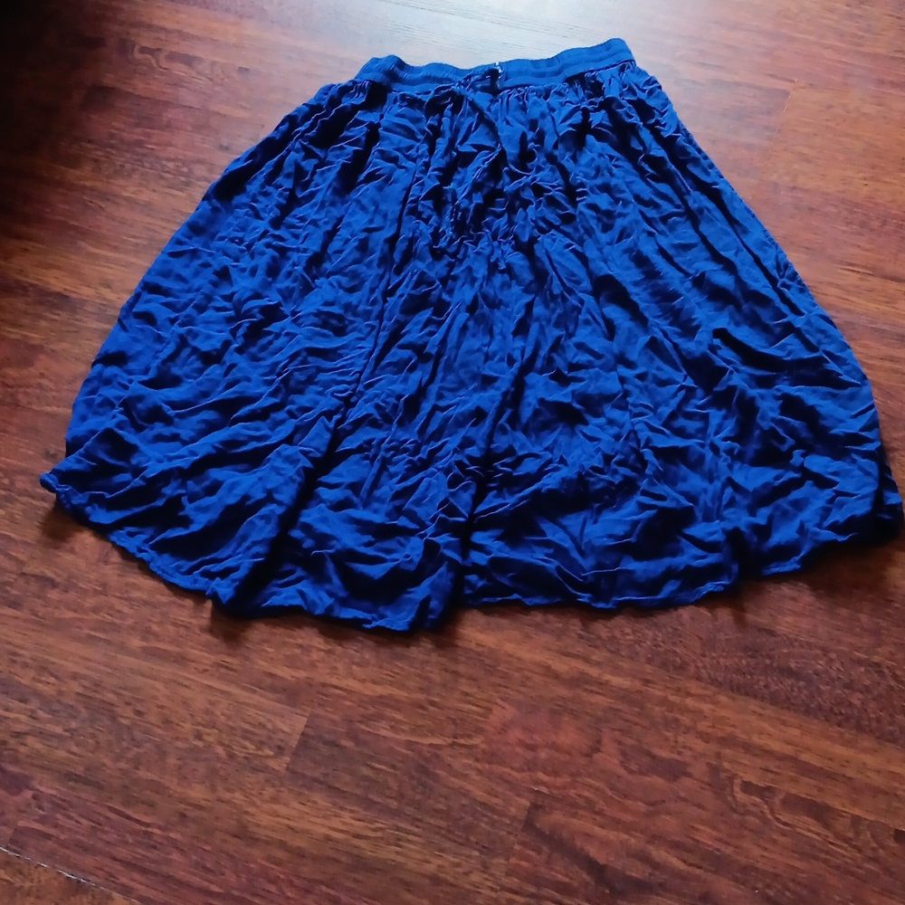 Flowy skirt